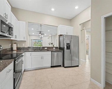 13407 Crest Lake Drive - Photo Thumbnail 8