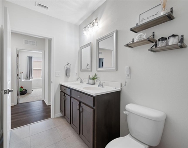 16826 Secret Meadow Drive - Photo Thumbnail 41