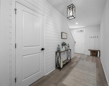16826 Secret Meadow Drive - Photo Thumbnail 4