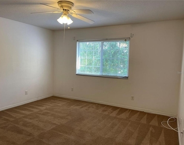 10806 Brickside Court - Photo Thumbnail 11