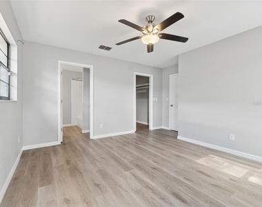766 91st Avenue N - Photo Thumbnail 8