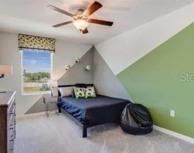 16803 Delia Street - Photo Thumbnail 8