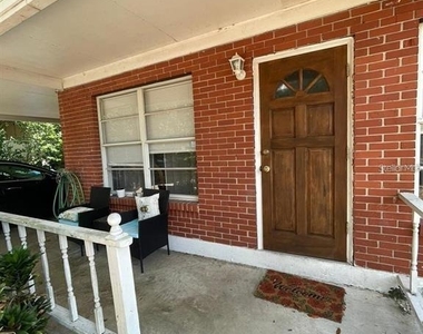 11707 North Drive - Photo Thumbnail 13