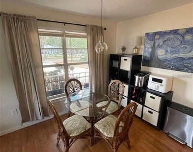11707 North Drive - Photo Thumbnail 6