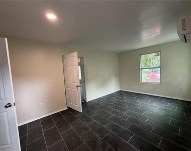 11707 North Drive - Photo Thumbnail 1