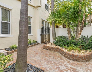 1133 Abbeys Way - Photo Thumbnail 90