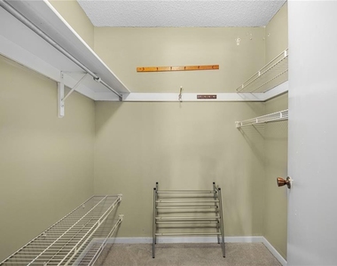 11857 Northtrail Avenue - Photo Thumbnail 10
