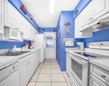 11857 Northtrail Avenue - Photo Thumbnail 18