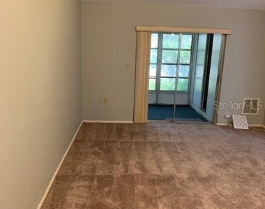 285 Rogers Court - Photo Thumbnail 6