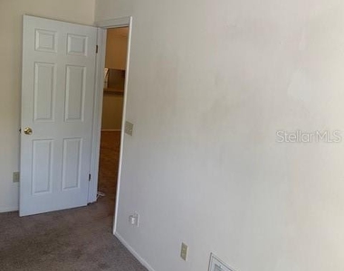 285 Rogers Court - Photo Thumbnail 10