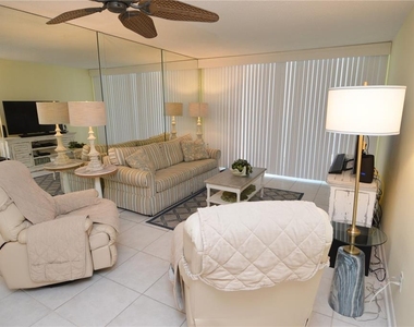 18650 Gulf Boulevard - Photo Thumbnail 15