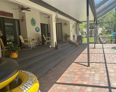 9405 94th Street - Photo Thumbnail 28