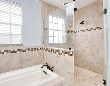 2611 Espana Court - Photo Thumbnail 12