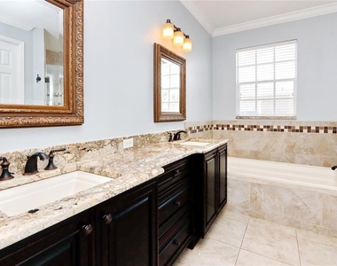 2611 Espana Court - Photo Thumbnail 11