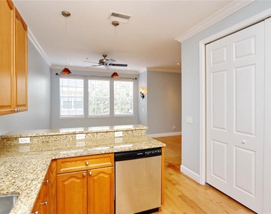 2611 Espana Court - Photo Thumbnail 7