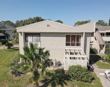 428 Windrush Bay Drive - Photo Thumbnail 1