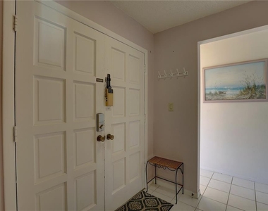 428 Windrush Bay Drive - Photo Thumbnail 8