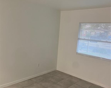 7020 Baywood Drive - Photo Thumbnail 12