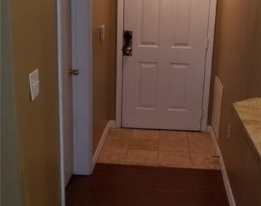5542 Metrowest Boulevard - Photo Thumbnail 6