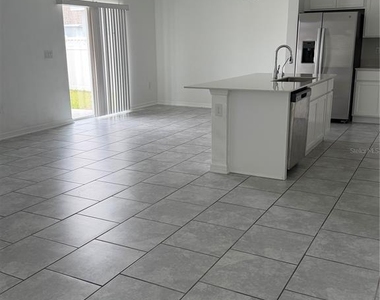 598 Bell Prairie Circle - Photo Thumbnail 2