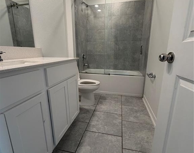598 Bell Prairie Circle - Photo Thumbnail 11