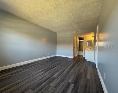 1656 Sunny Brook Lane Ne - Photo Thumbnail 8
