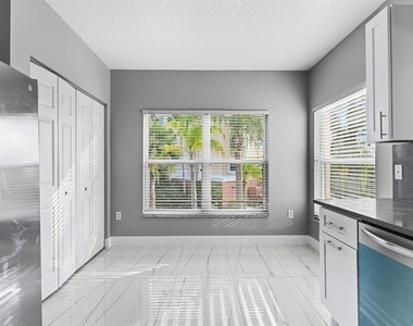 2725 Terra Ceia Bay Boulevard - Photo Thumbnail 5