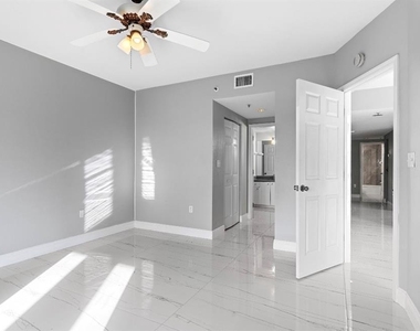 2725 Terra Ceia Bay Boulevard - Photo Thumbnail 12