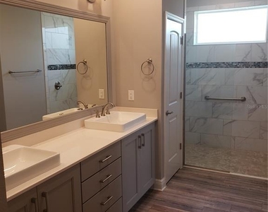 9013 Sw 79th Lane - Photo Thumbnail 14