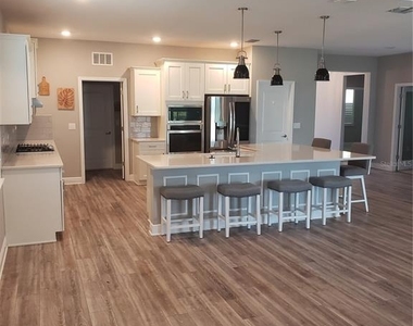 9013 Sw 79th Lane - Photo Thumbnail 4