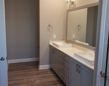 9013 Sw 79th Lane - Photo Thumbnail 13