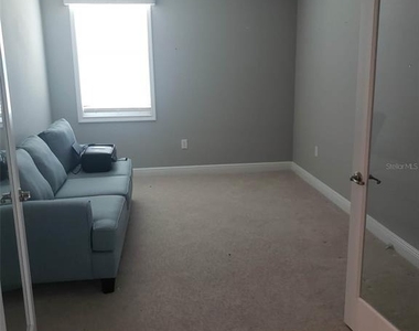 9013 Sw 79th Lane - Photo Thumbnail 11