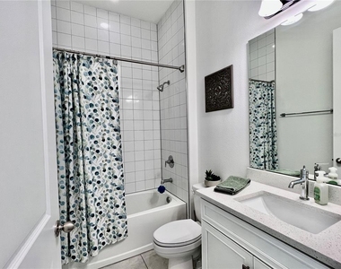 7002 Arnoldson Street - Photo Thumbnail 33