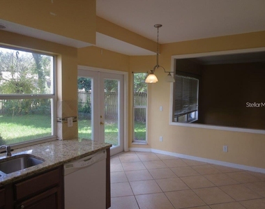 3537 Moss Pointe Place - Photo Thumbnail 11
