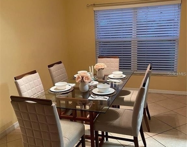 3537 Moss Pointe Place - Photo Thumbnail 5