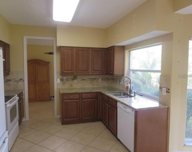 3537 Moss Pointe Place - Photo Thumbnail 8
