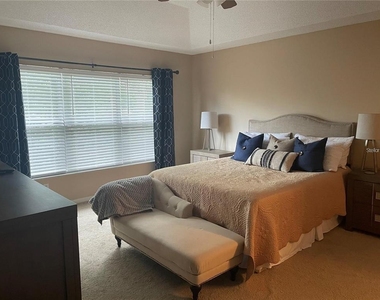 3537 Moss Pointe Place - Photo Thumbnail 14