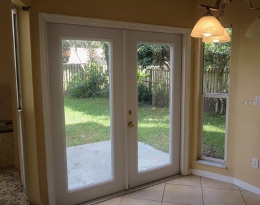 3537 Moss Pointe Place - Photo Thumbnail 21