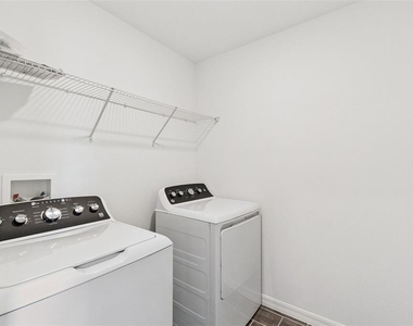 6479 Trailblaze Bend - Photo Thumbnail 15