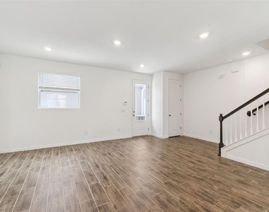 6479 Trailblaze Bend - Photo Thumbnail 6