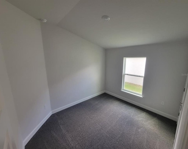 2170 Nw 23rd Loop - Photo Thumbnail 7