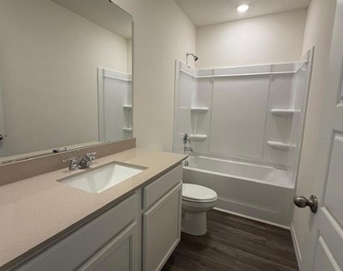 2312 Gifford Drive - Photo Thumbnail 5