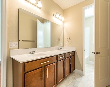 8278 Procida Isle Lane - Photo Thumbnail 64