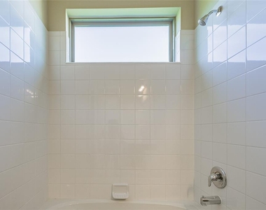 8278 Procida Isle Lane - Photo Thumbnail 31