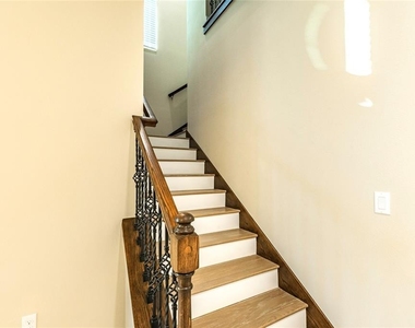 8278 Procida Isle Lane - Photo Thumbnail 33