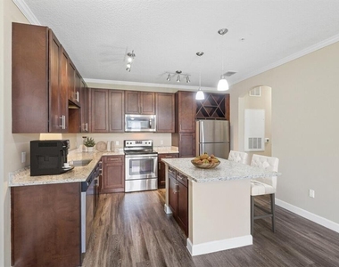 11128 Grande Pines Circle - Photo Thumbnail 18