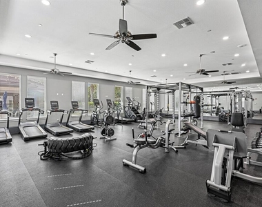 11128 Grande Pines Circle - Photo Thumbnail 5