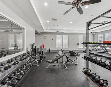 11128 Grande Pines Circle - Photo Thumbnail 8