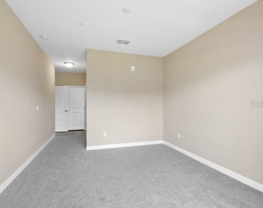 11128 Grande Pines Circle - Photo Thumbnail 21
