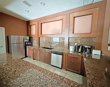5124 Conroy Road - Photo Thumbnail 6
